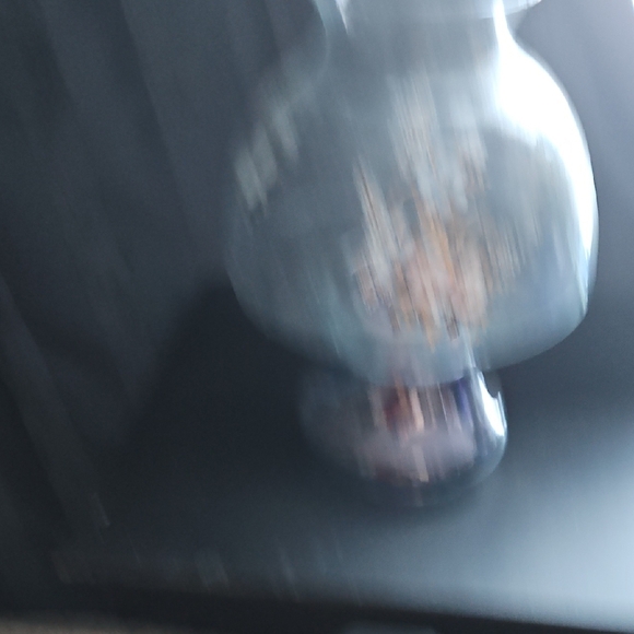 PartyLite Clear Glass Candle Holder with Floral Design - Picture 3 of 9